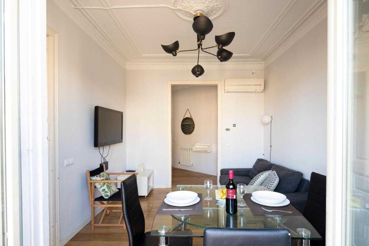 Ab Arago Eixample Apartment Barcelona Bagian luar foto