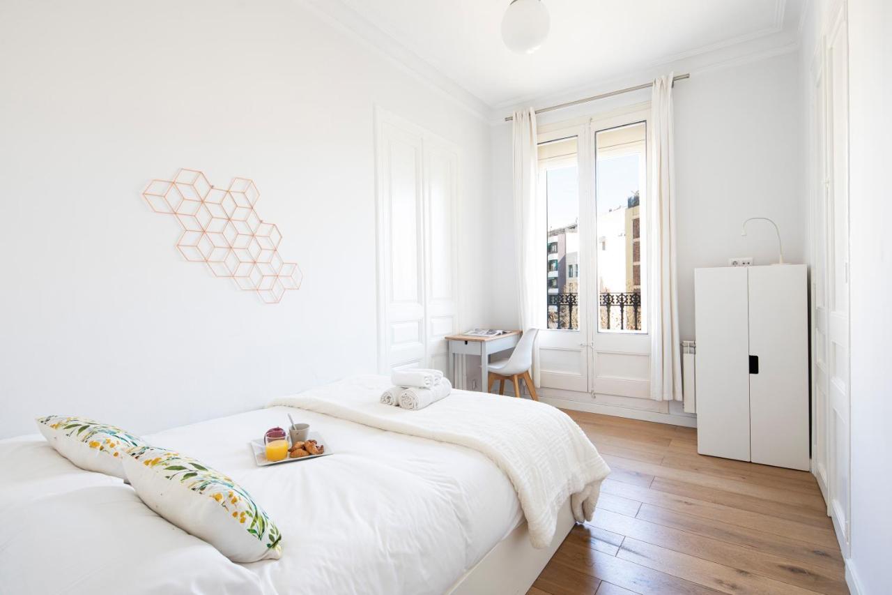 Ab Arago Eixample Apartment Barcelona Bagian luar foto